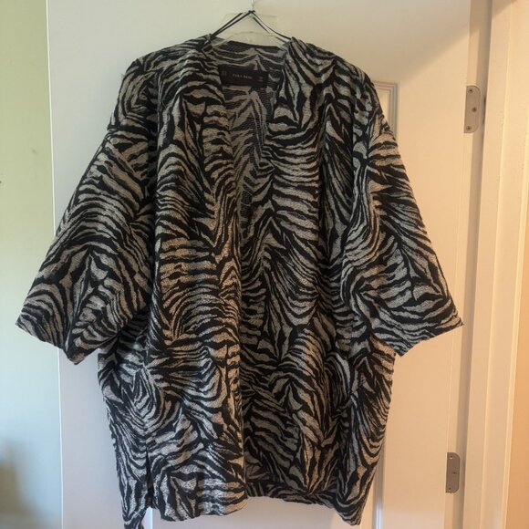 ZARA Basic Zebra Grey and Black Cardigan - Picture 11 of 11
